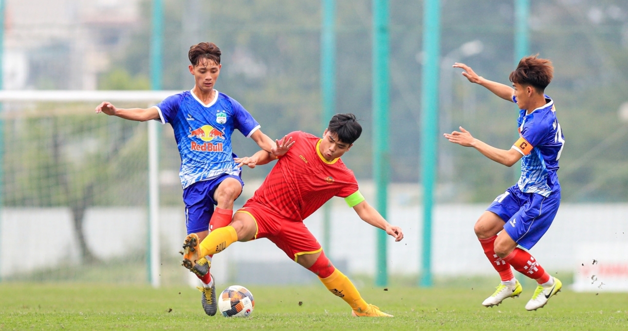 Đàn em Công Phượng, Xuân Trường 'hủy diệt' đối thủ ở giải U19 Quốc gia