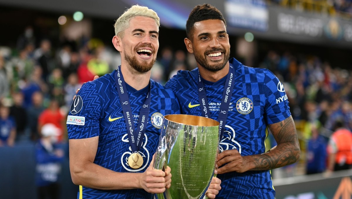 Nhà vô địch Euro tiết lộ lý do rời Chelsea