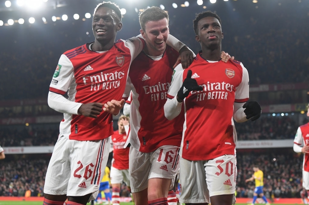 Sao trẻ lập hat-trick, Arsenal thẳng tiến vào bán kết Cúp Liên đoàn