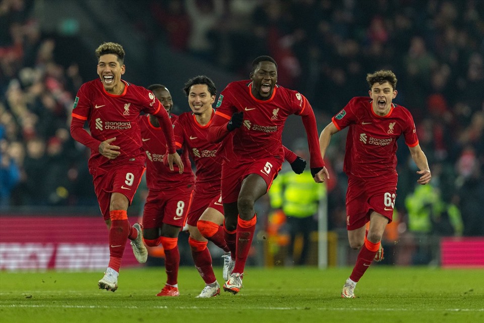 Liverpool bị hàng loạt đội bóng Anh tố ‘gian lận’ để đoạt cúp