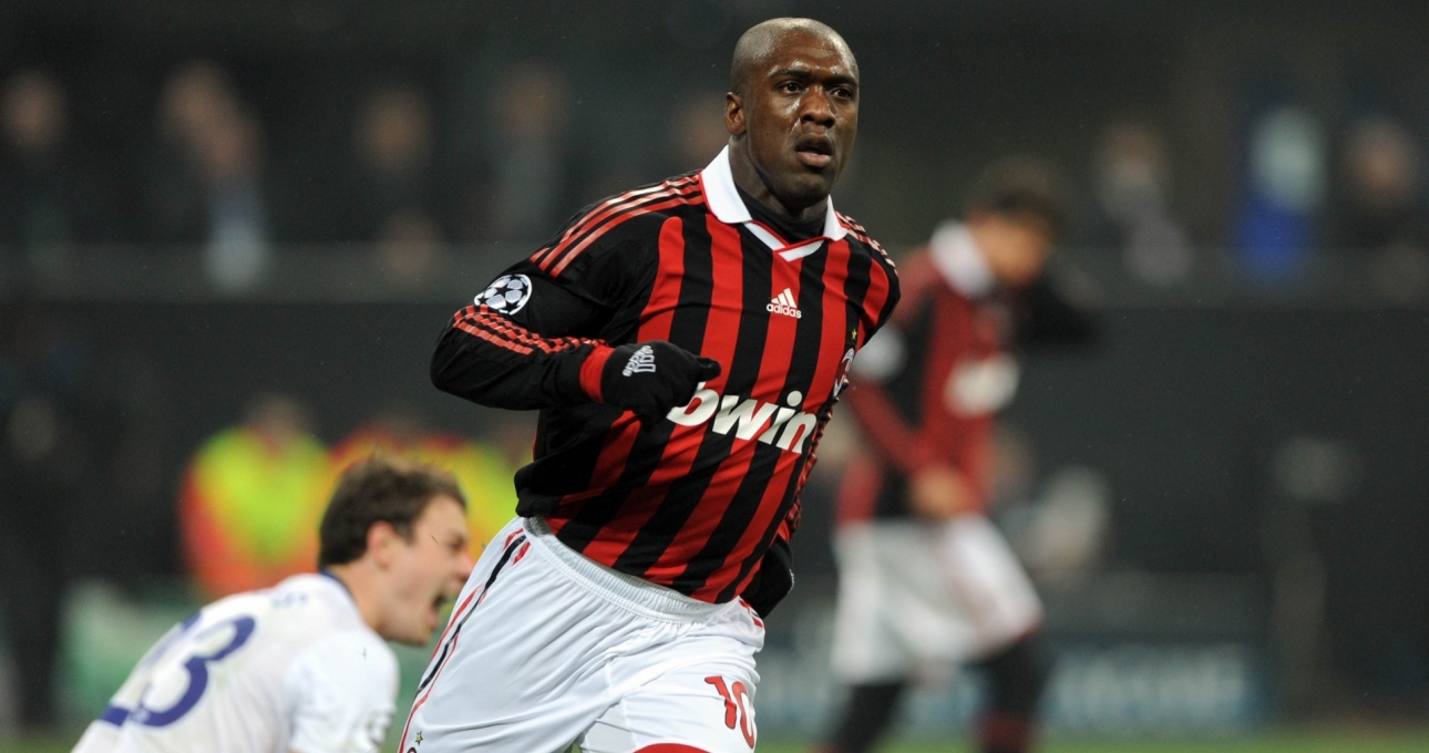 Những cú nã đại bác đẹp mắt của Clarence Seedorf trong màu áo AC Milan