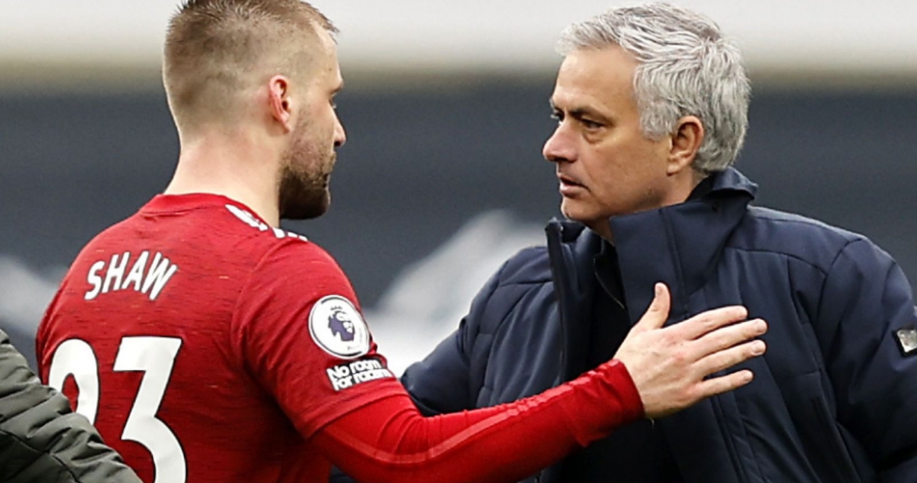 Sao MU lên tiếng đáp trả chỉ trích của Mourinho