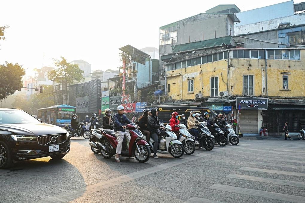 Hà Nội dự kiến chi tối đa 5 triệu đồng hỗ trợ mỗi người dân đổi sang xe máy điện