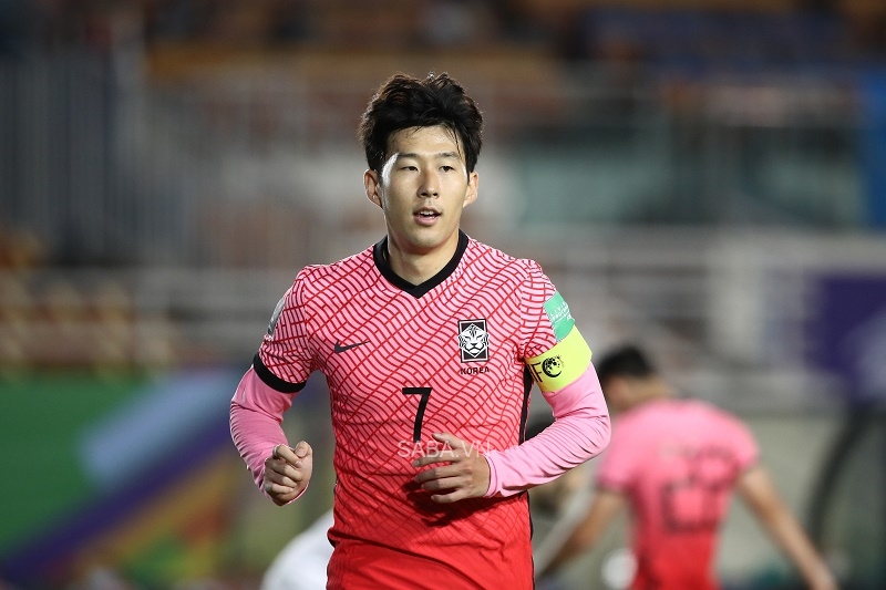 Son Heung-min lại lập siêu phẩm, Hàn Quốc hòa nghẹt thở Paraguay
