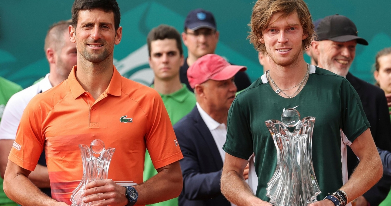 Novak Djokovic lỡ hẹn với chức vô địch ngay trên quê nhà