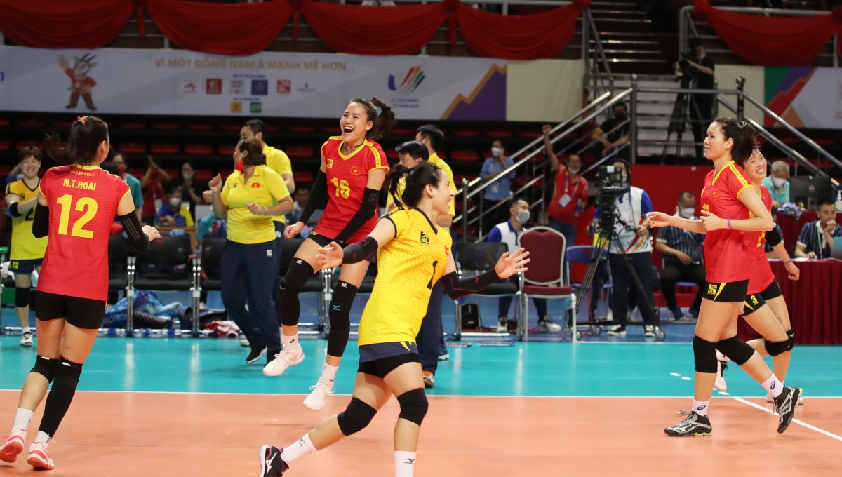 Bảo vệ HCB SEA Games, bóng chuyền nữ Việt Nam vẫn không thể 'vượt qua' Indonesia