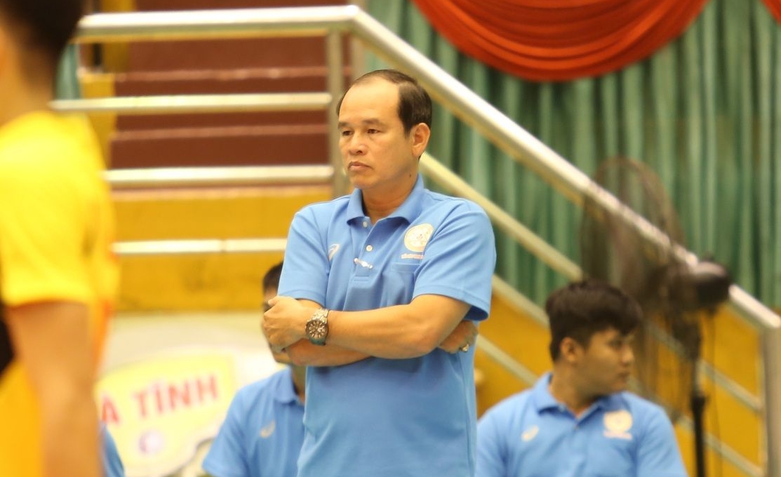 HLV Thái Quang Lai bất ngờ 'bỏ' Hà Tĩnh, quay trở về Khánh Hòa