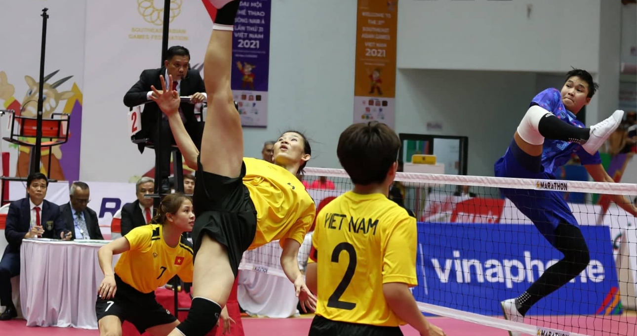 Cầu mây nữ Việt Nam vô địch thế giới trước kẻ thù 'không đội trời chung'