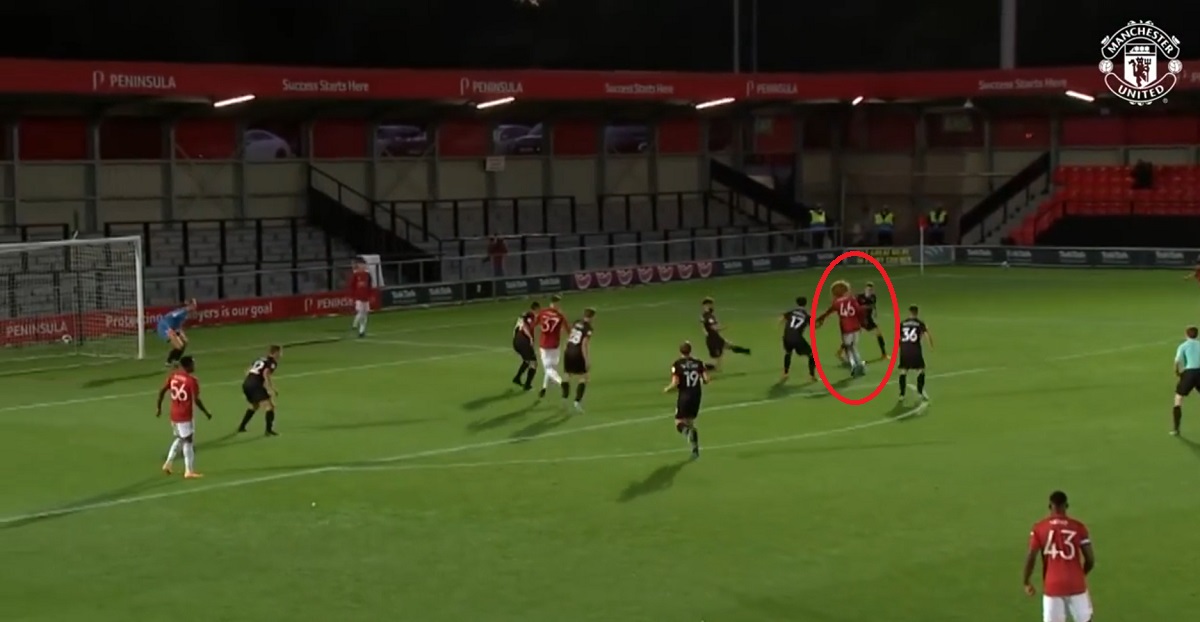 VIDEO: Sao ăn tập tại Phố Hiến FC xử lý tinh tế, ghi bàn đẳng cấp cho Man United
