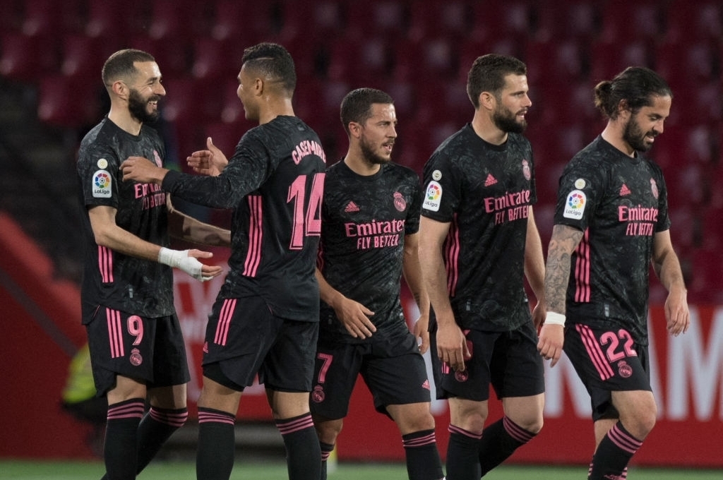 Real Madrid chiến thắng áp đảo, tiếp tục bám đuổi ngôi vương