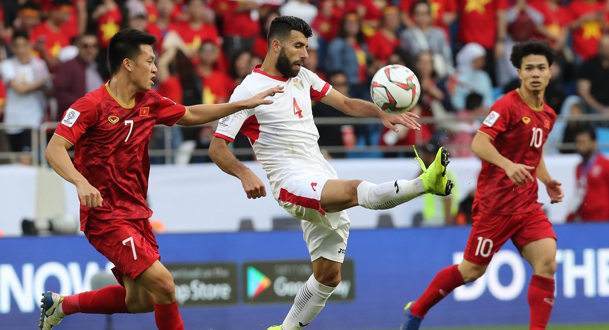 'Đối thủ cũ của ĐT Việt Nam' lập siêu phẩm đẳng cấp thể giới tại VLWC 2022 châu Á