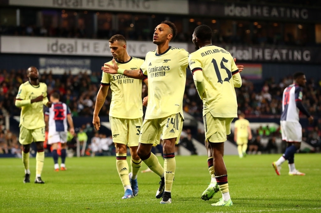 Arsenal tạo mưa bàn thắng tại cúp Liên đoàn Anh