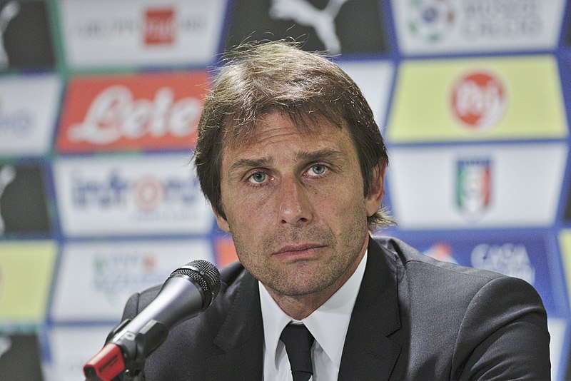 HLV Antonio Conte: 'Chúng tôi vẫn cần cải thiện bản thân'