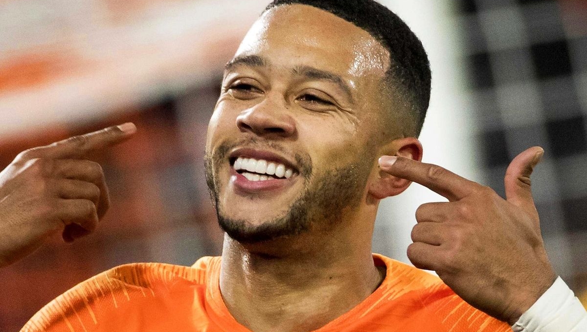 Đội hình CHÍNH THỨC Hà Lan vs CH Séc: Niềm cảm hứng Depay
