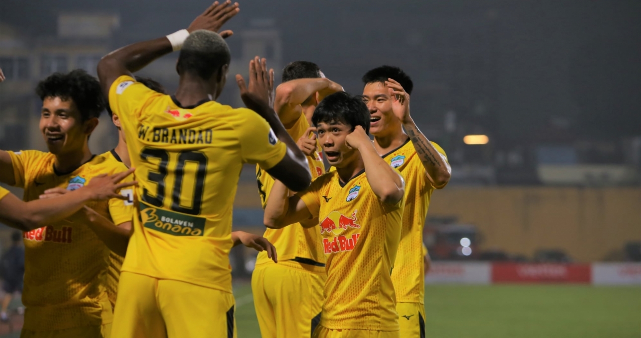 V-League hoãn vô thời hạn, HAGL mất trụ cột 'không thể thay thế'