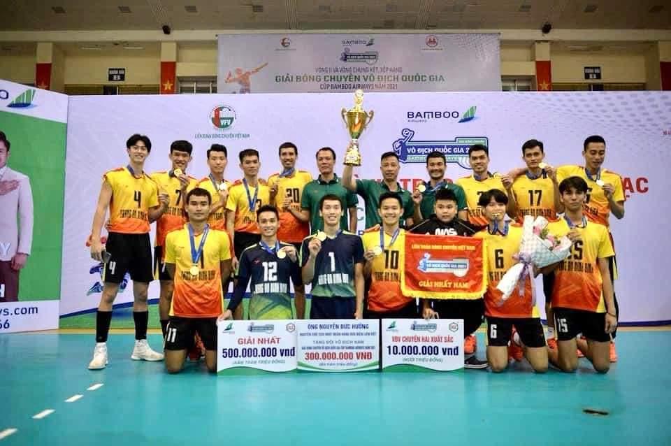 Tràng An Ninh Bình mang ĐTQG thu nhỏ đến đấu trường VĐQG 2022