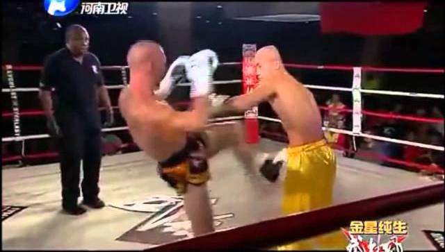 Video võ thuật: Thiếu Lâm trả món nợ trên đất Mỹ