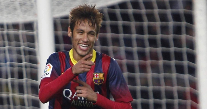 Neymar tái hiện siêu phẩm của Ronaldinho