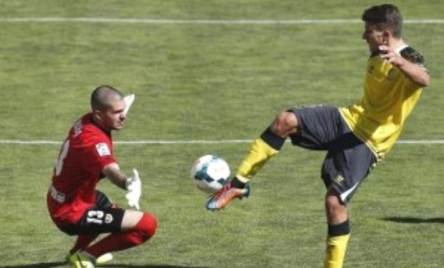 Video bàn thắng: Vallecano 0-1 Sevilla (Vòng 25 - La Liga 2013/14)