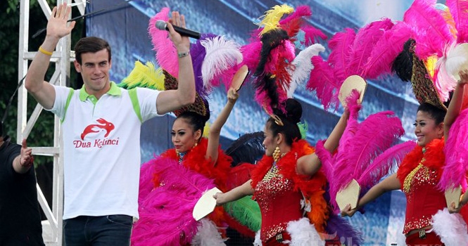 Có mặt tại châu Á, Gareth Bale ‘đại náo’ Indonesia