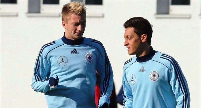 Marco Reus: Ozil có thể cạnh tranh với Ronaldo