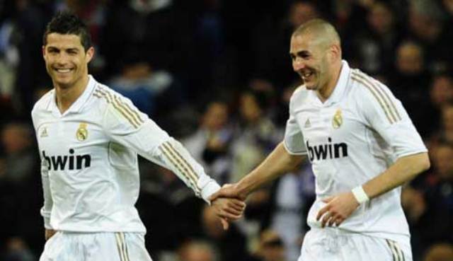 VIDEO: Ronaldo không hề ích kỷ dù liên tiếp phá kỷ lục ghi bàn