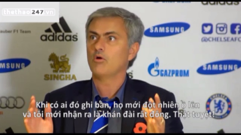VIDEO: HLV Mourinho chê CĐV Chelsea thiếu nhiệt huyết