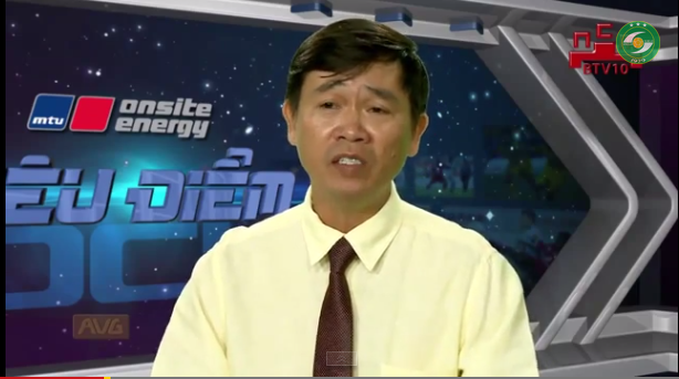 'Tại sao chiếc bia mộ của anh trai Công Phượng bị mất?'