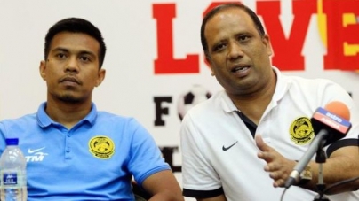 HLV Malaysia tiếp tục 'xát muối' vào nỗi đau của ĐTVN