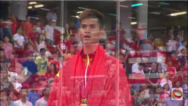 Video SEA Games 28: Lễ trao HCV 1500m nam - Dương Văn Thái