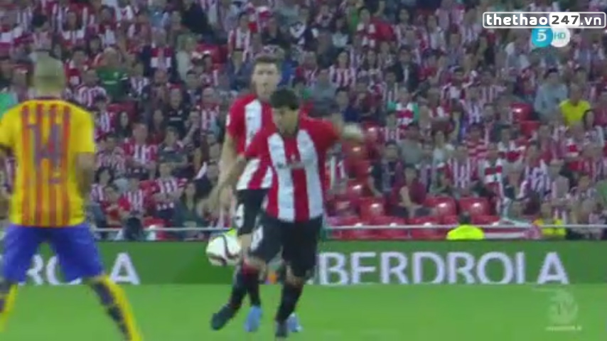 VIDEO: Siêu phẩm từ giữa sân của sao Athletic Bilbao vào lưới Barca