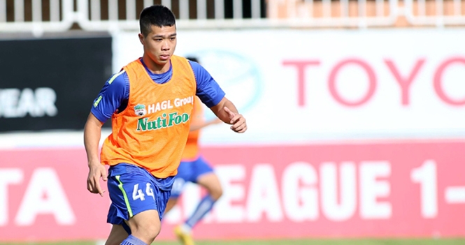 Báo động cho HAGL: Công Phượng và 900 phút không ghi bàn