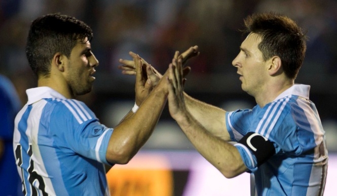 VIDEO: Pha phối hợp ghi bàn đẳng cấp của Messi - Aguero vào lưới Mexico