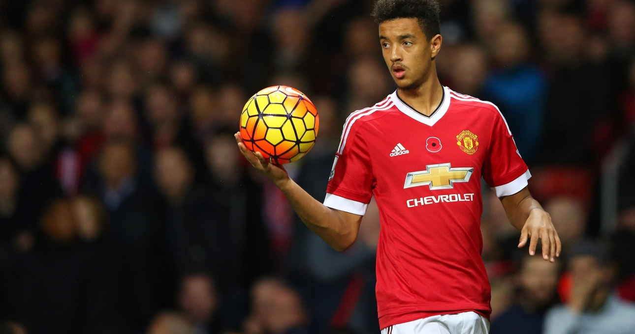 Cameron Borthwick-Jackson và những ngôi sao trong vườn nhà của MU