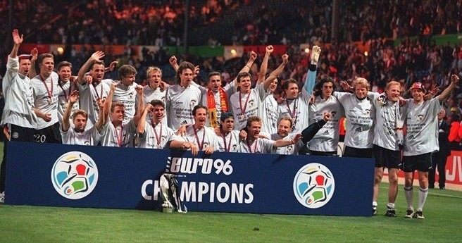 Trước thềm Euro 2016: Nhìn lại Euro 1996, khi trái bóng trở về nhà