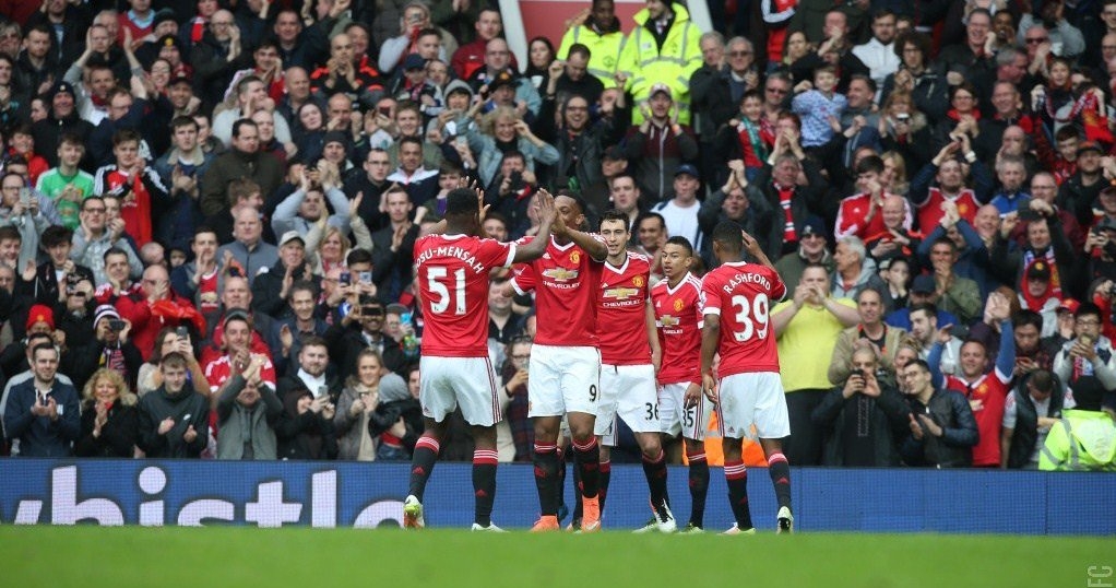 Martial tỏa sáng giúp MU giành trọn 3 điểm trước Everton