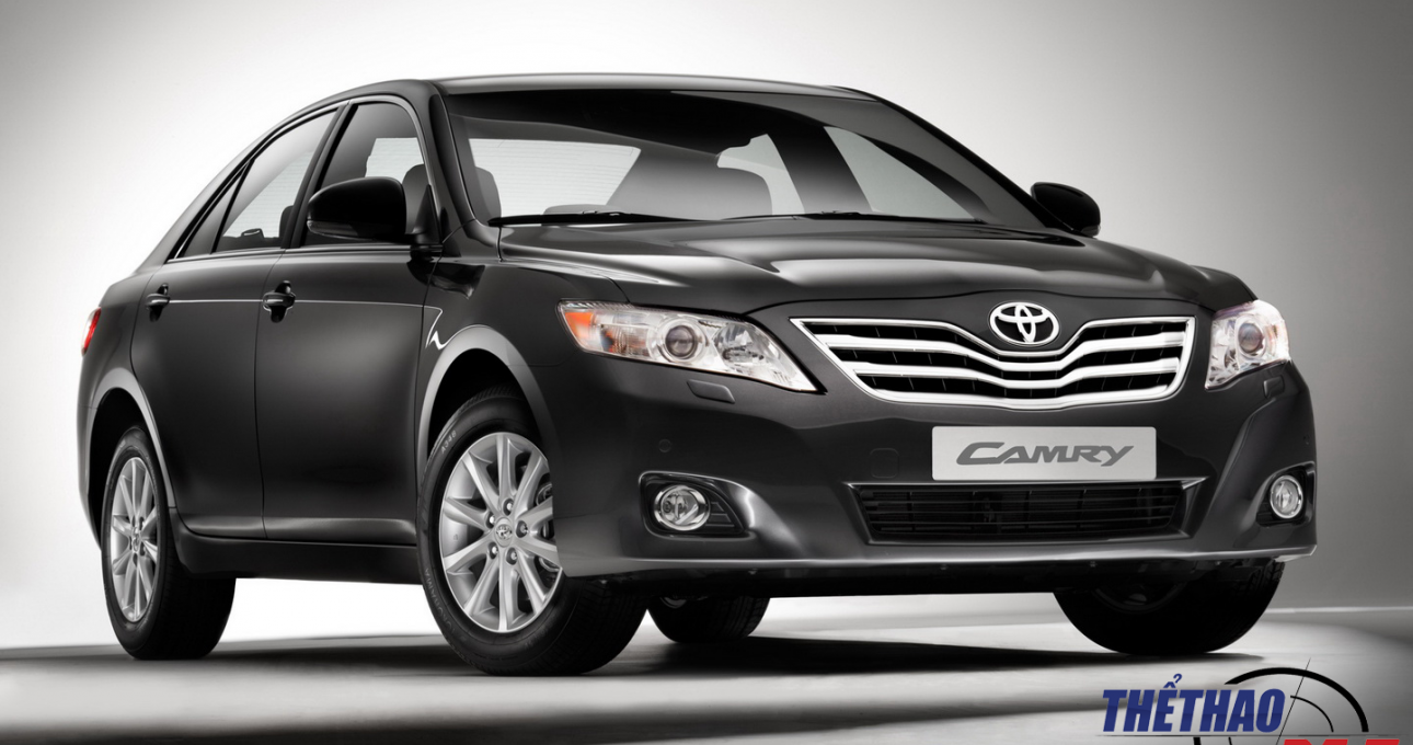 Xe Toyota Camry 2016