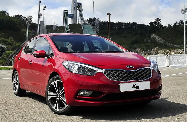 Đánh giá xe Kia Cerato (Kia K3)