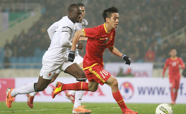 Video bàn thắng: Việt Nam 2-2 Hồng Kông (AYA Bank Cup 2016)