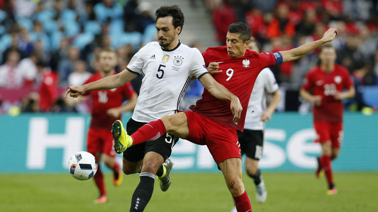 ĐT Đức lập kỷ lục buồn sau trận hòa Ba Lan