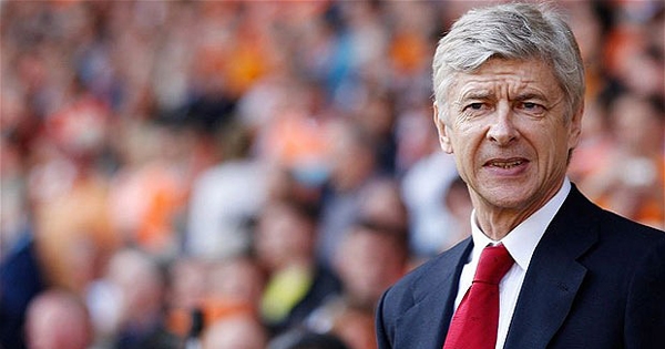 Arsenal chia tay tiền vệ tài năng