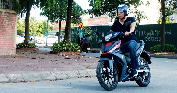 Cầm lái WINNER 150 – mẫu underbone mới của Honda