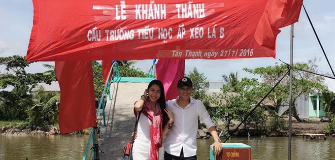 Công Vinh, Thủy Tiên xây cầu giúp trẻ em nghèo đi học