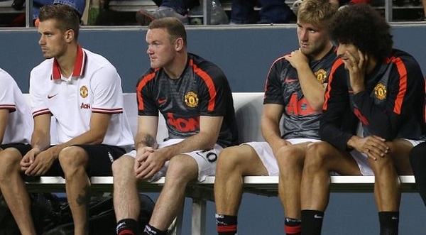 Tin bóng đá Anh 30/8: M.U mất trụ cột ở trận derby Manchester