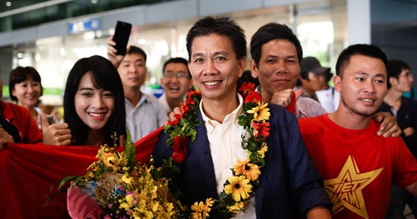 HLV Hoàng Anh Tuấn nói gì để giúp U19 thắng trận quyết định tấm vé dự WC?