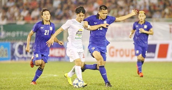 ‘Chỉ có Công Phượng mới cứu được chính mình’