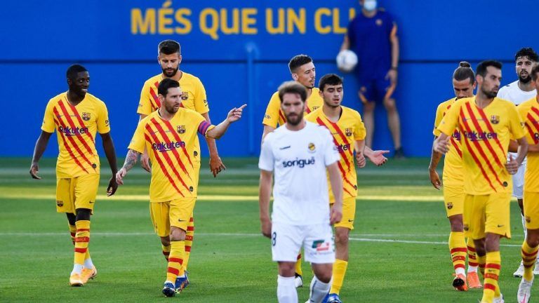 Messi im tiếng, Barca thắng trận đầu tiên dưới thời Koeman