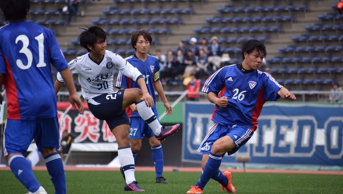 Cầu thủ Thái Lan nhận mưa lời khen nhờ tái hiện tuyệt phẩm của Beckham