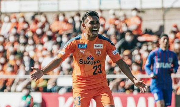 Tuyển thủ Thái Lan xác lập cột mốc lịch sử tại J-League