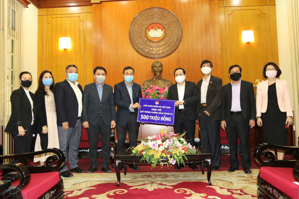 VFF hành động đẹp chung tay đẩy lùi dịch Covid-19